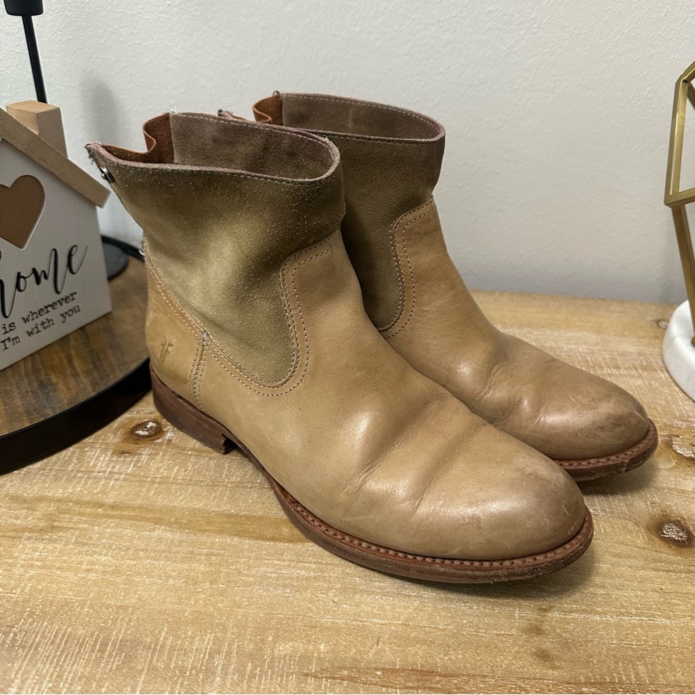 Frye Women's Tan Leather Ankle Boots